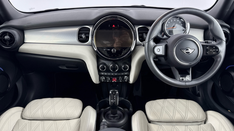 MINI Hatchback 1.5 Cooper Exclusive 5dr Auto [Nav Pack] Petrol Hatchback